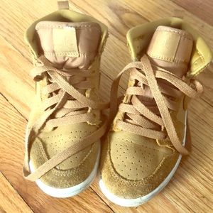 Jordans boy high top